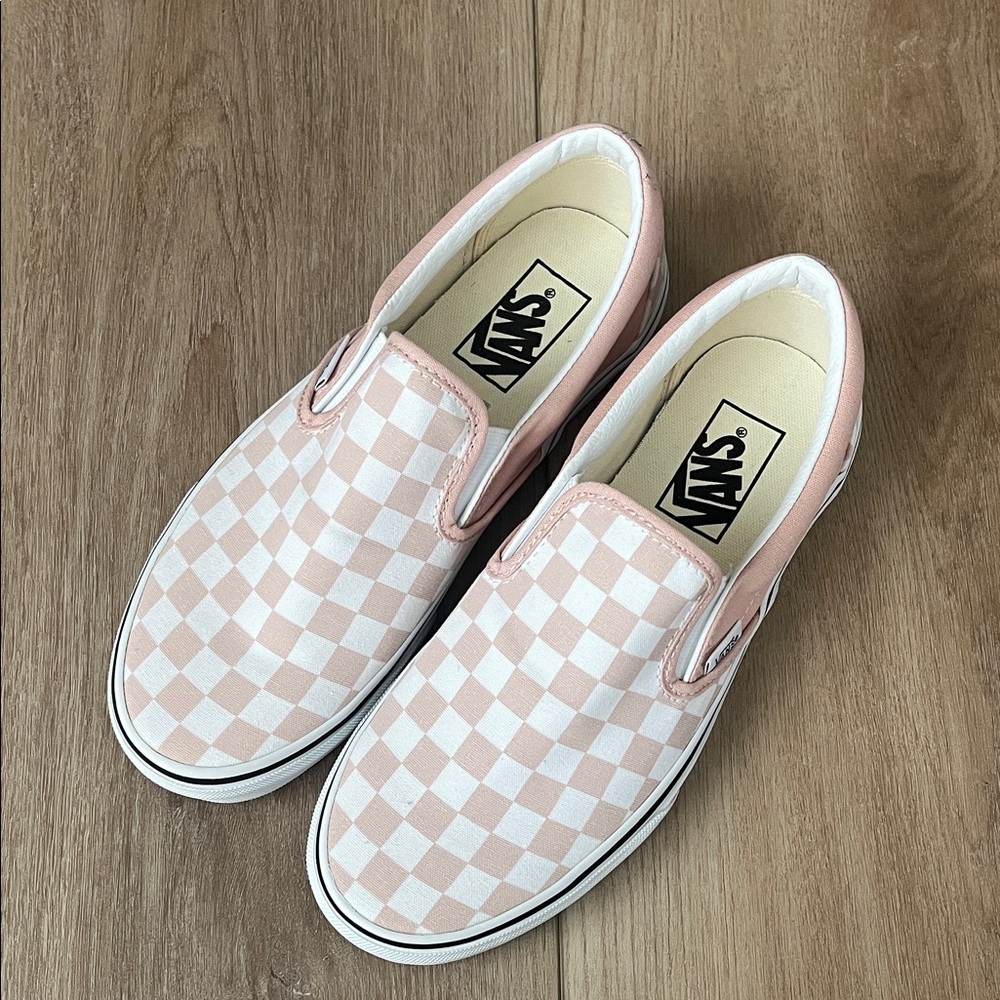 Vans Classic Slip-On Checkerboard Sneaker - Picture 3 of 9